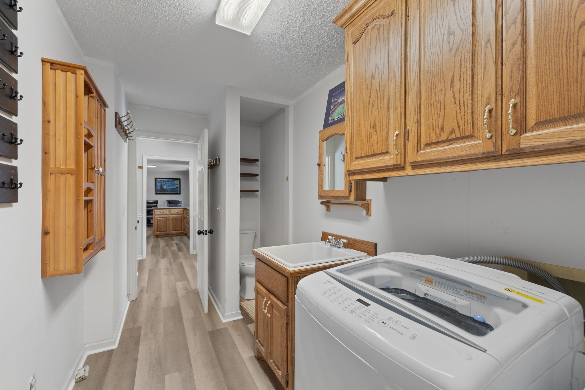121 Twin Marys Dr