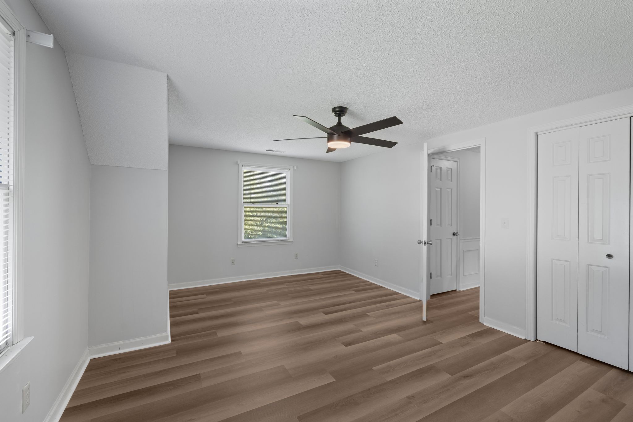 121 Twin Marys Dr