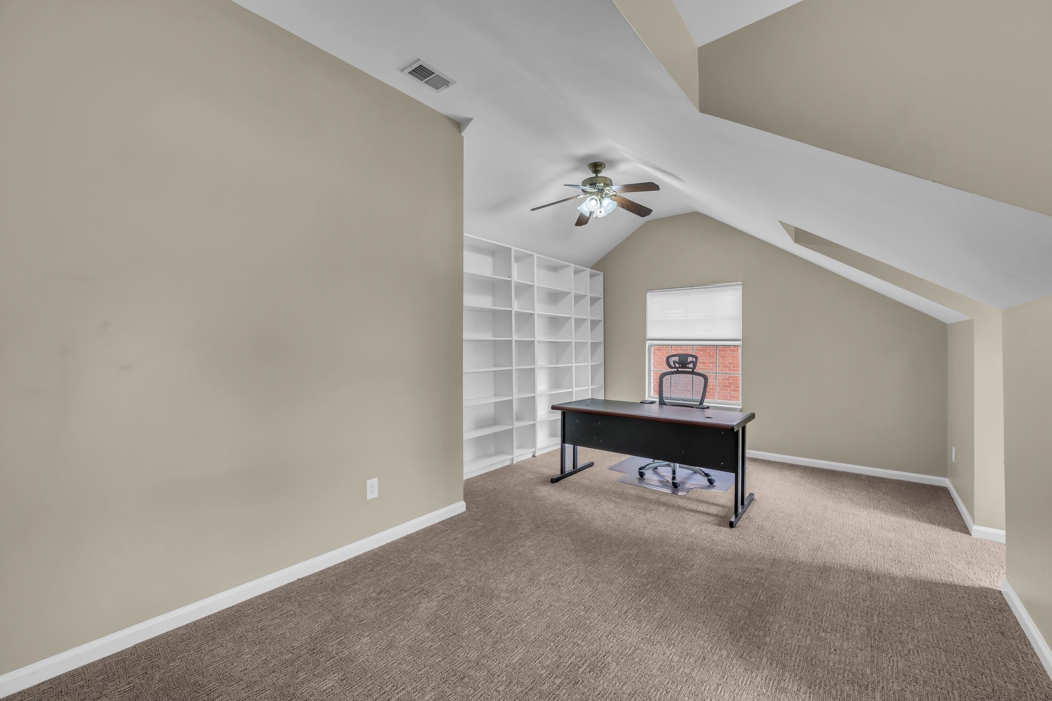 352 Cannonade Cir
