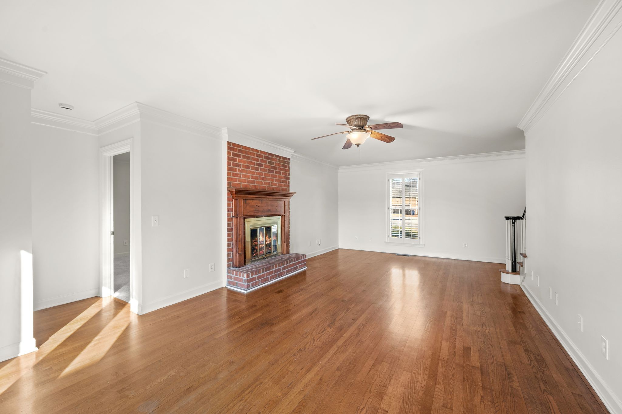 703 Shady Glen Ct