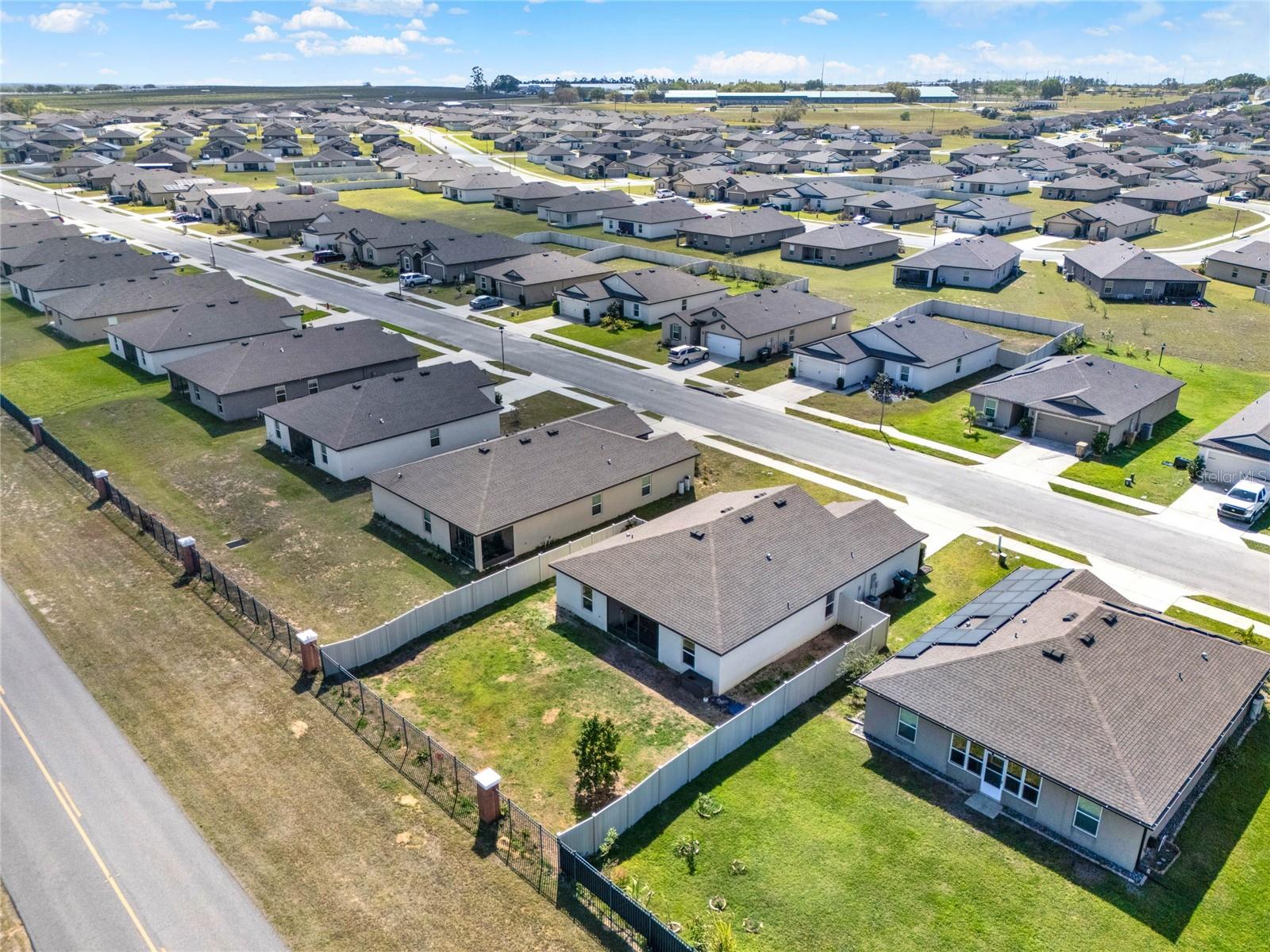 1579 SWAN LAKE CIR