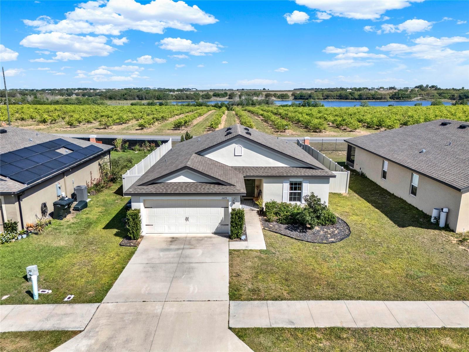 1579 SWAN LAKE CIR