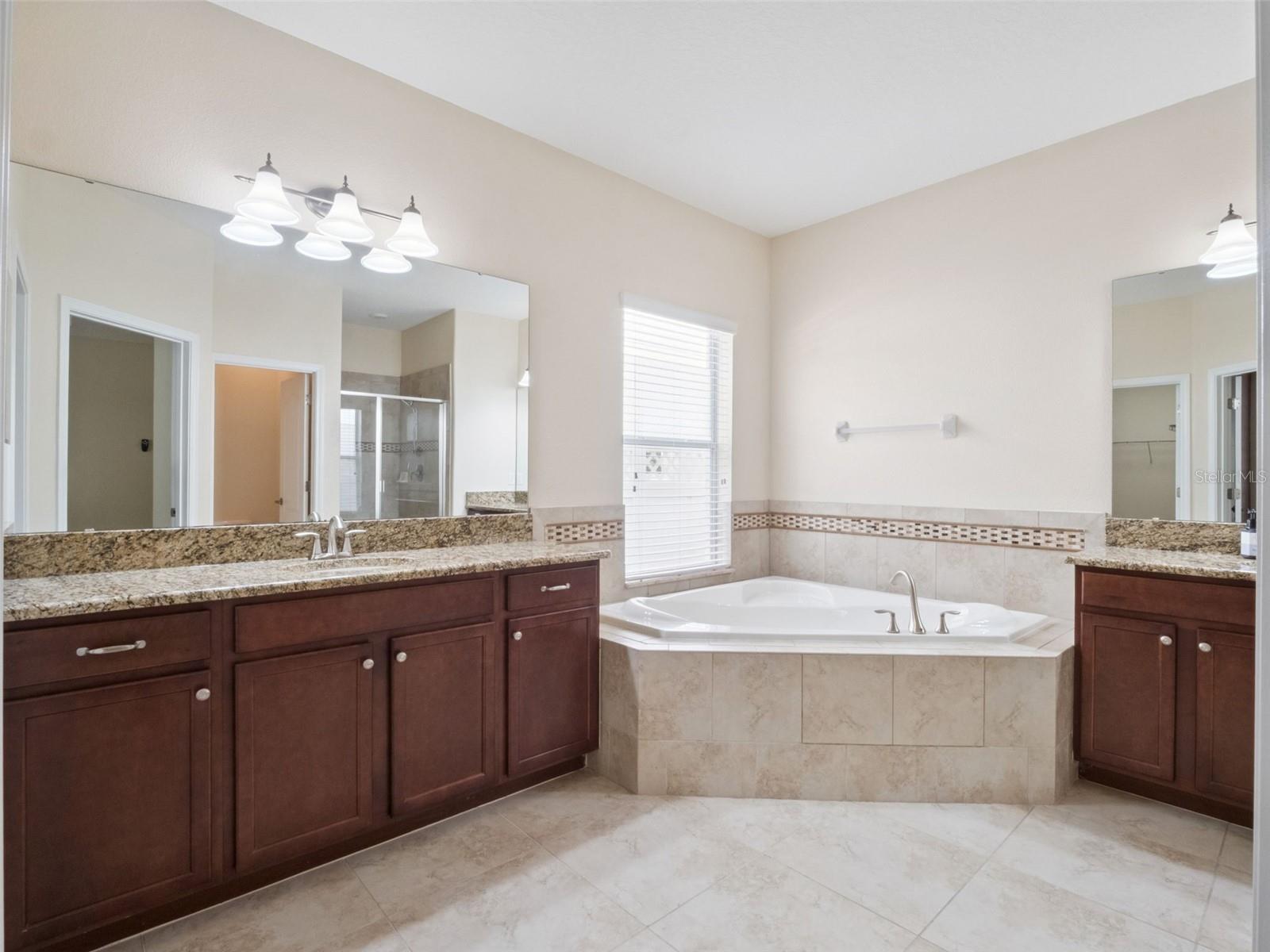 13254 PENSHURST LN