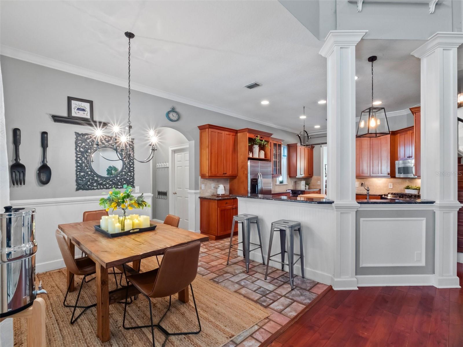 2219 RIDGEWIND WAY