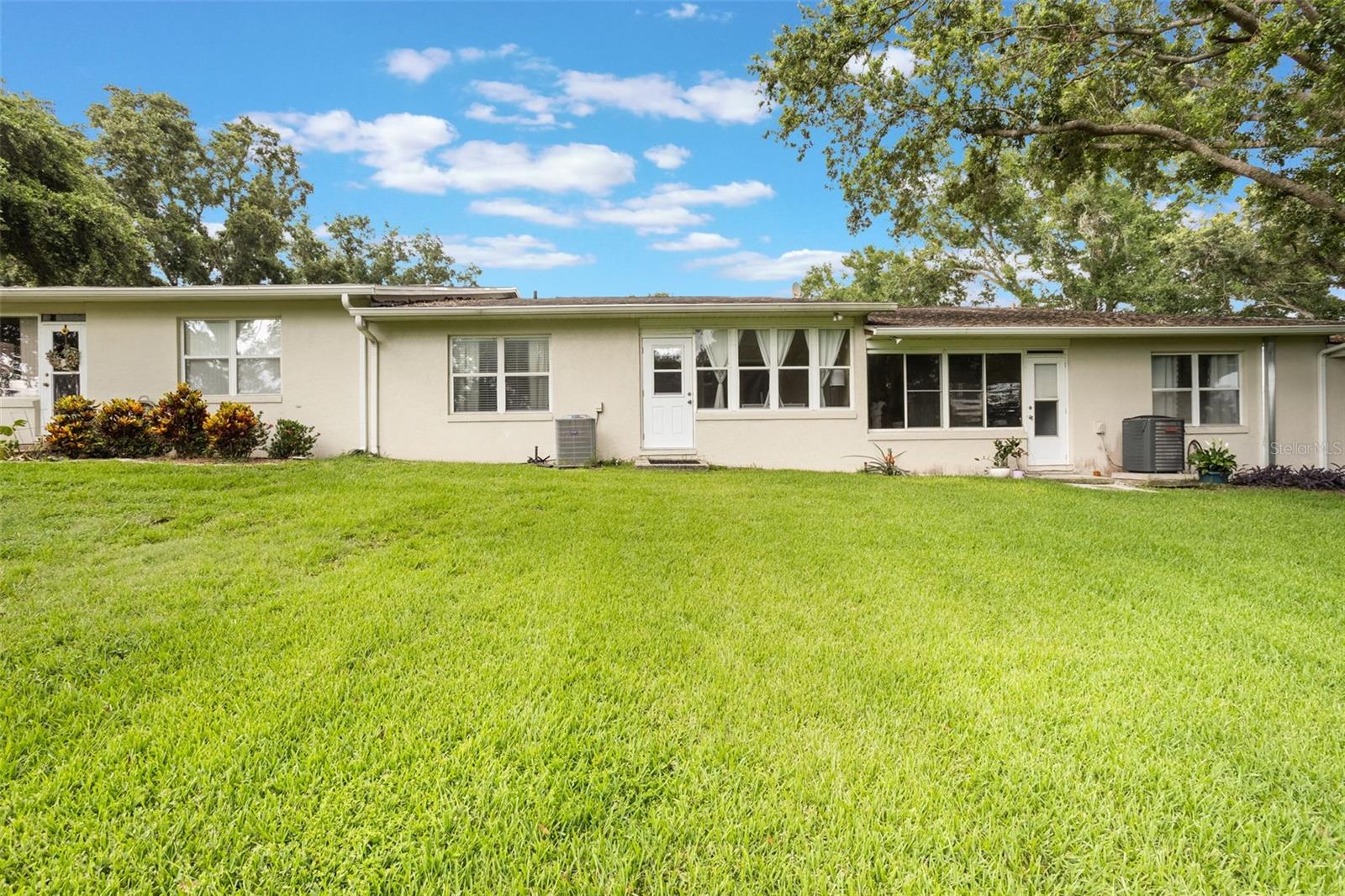 8932 VILLAGE GREEN BLVD #0