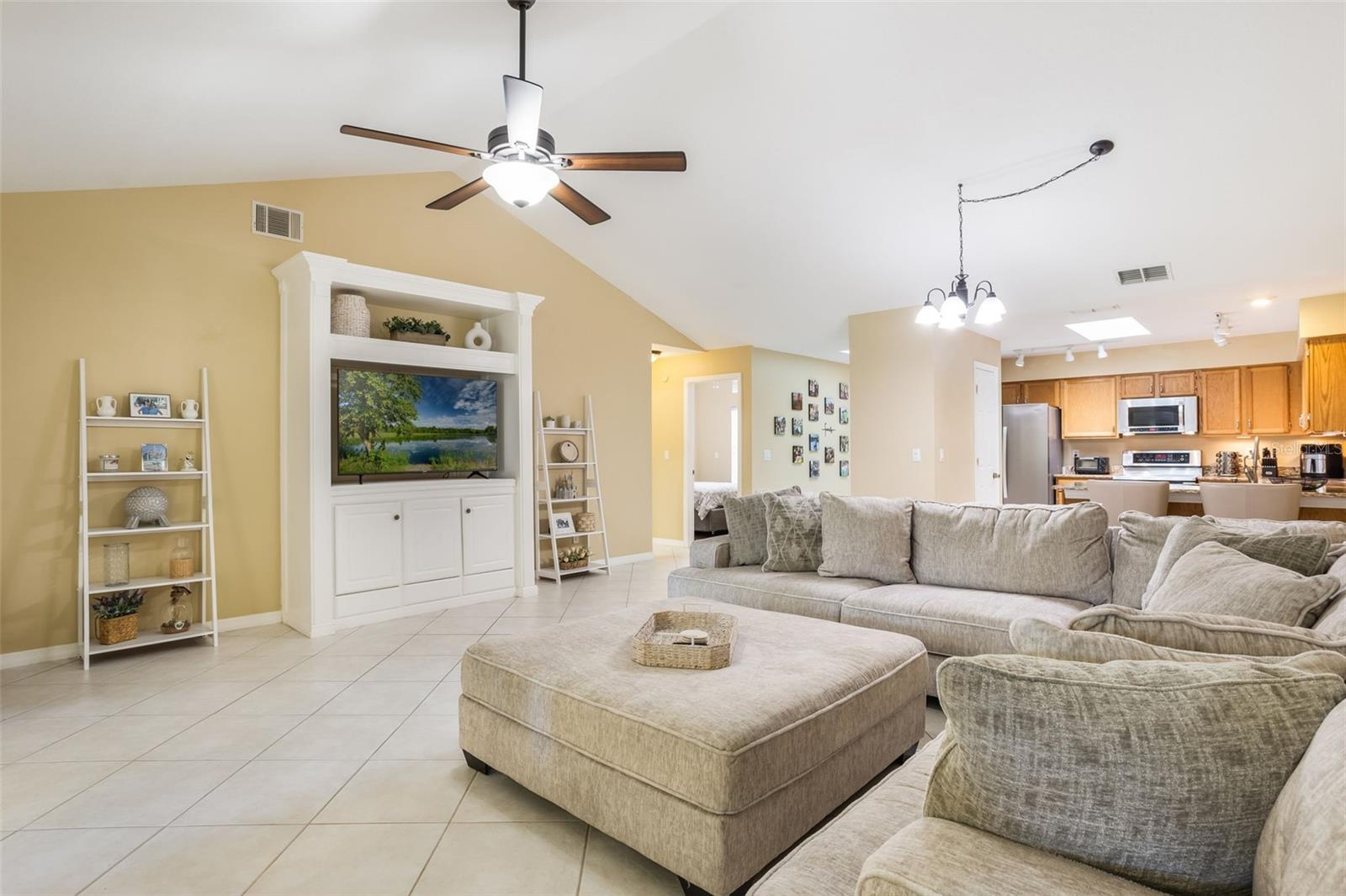 8932 VILLAGE GREEN BLVD #0