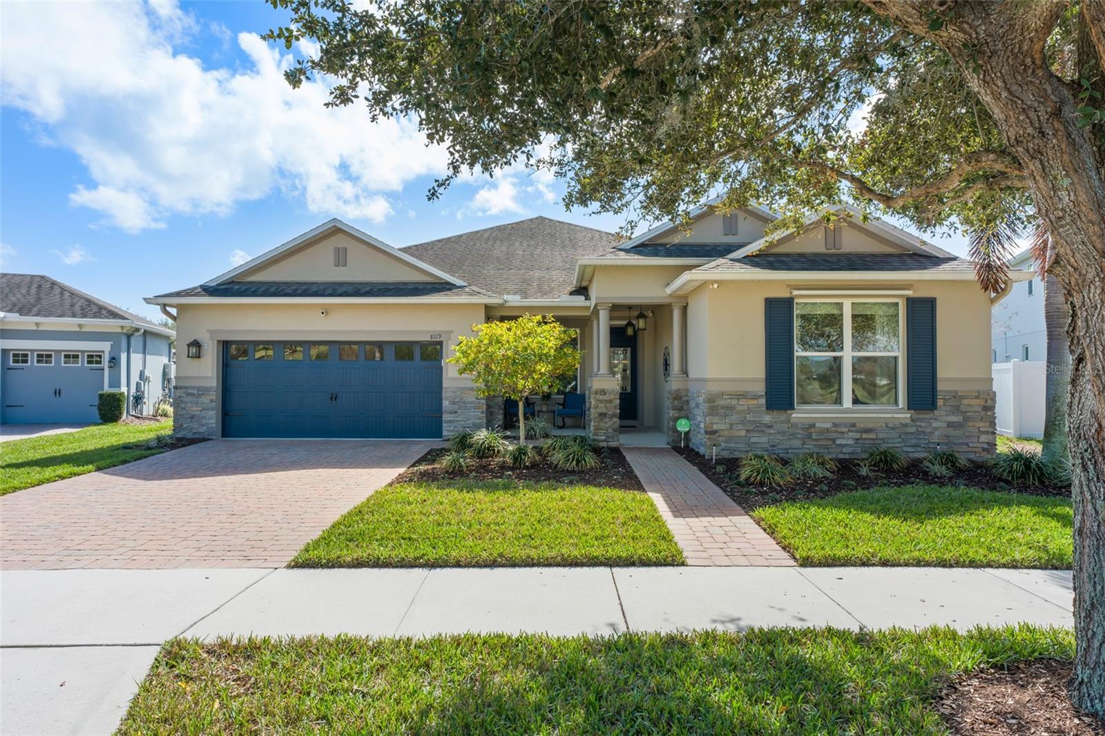 8119 POND APPLE DR