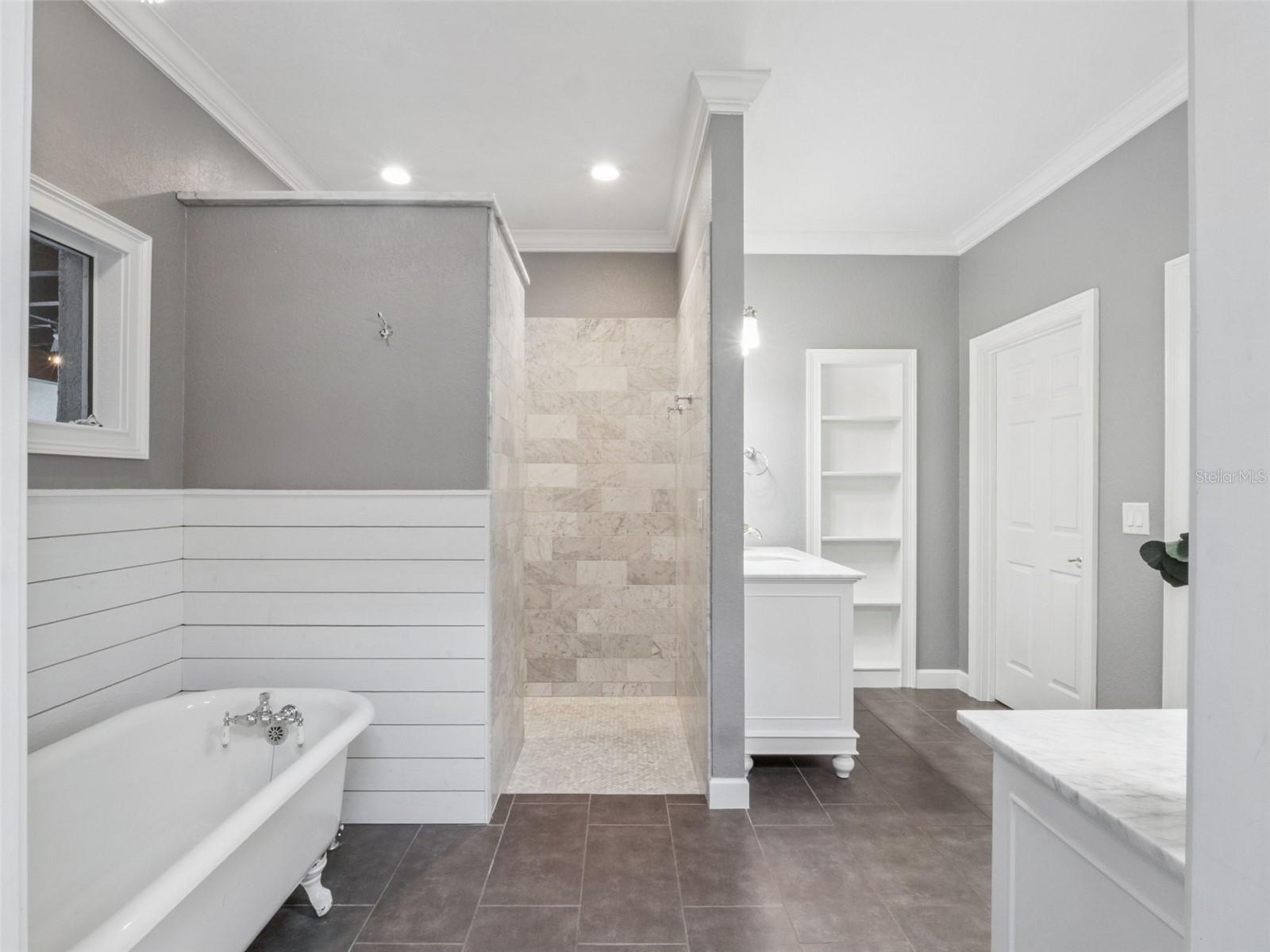 2509 RIDGEWIND WAY