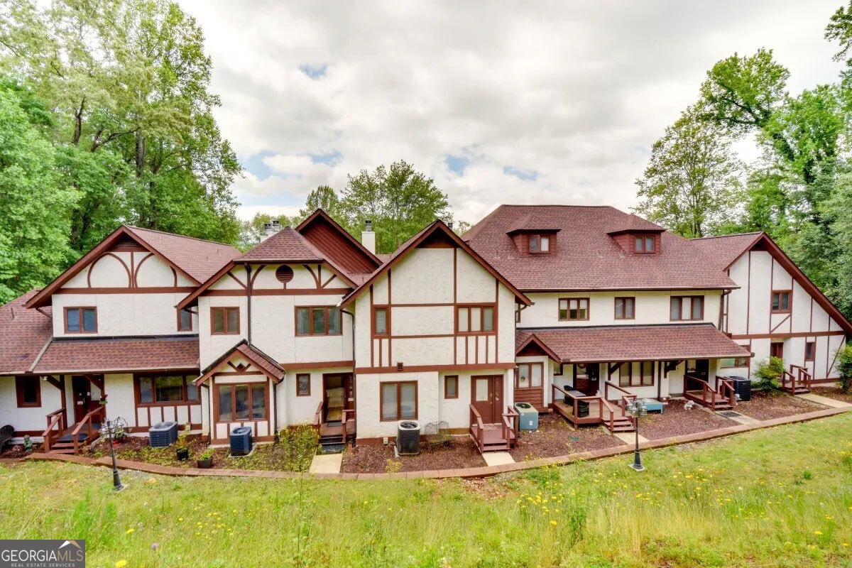 327 Brucken Strasse # 603