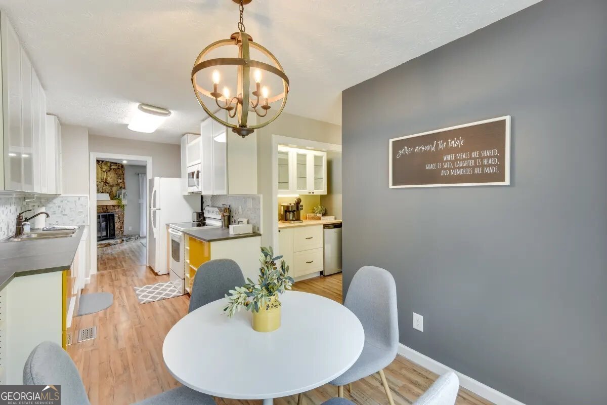 327 Brucken Strasse # 603