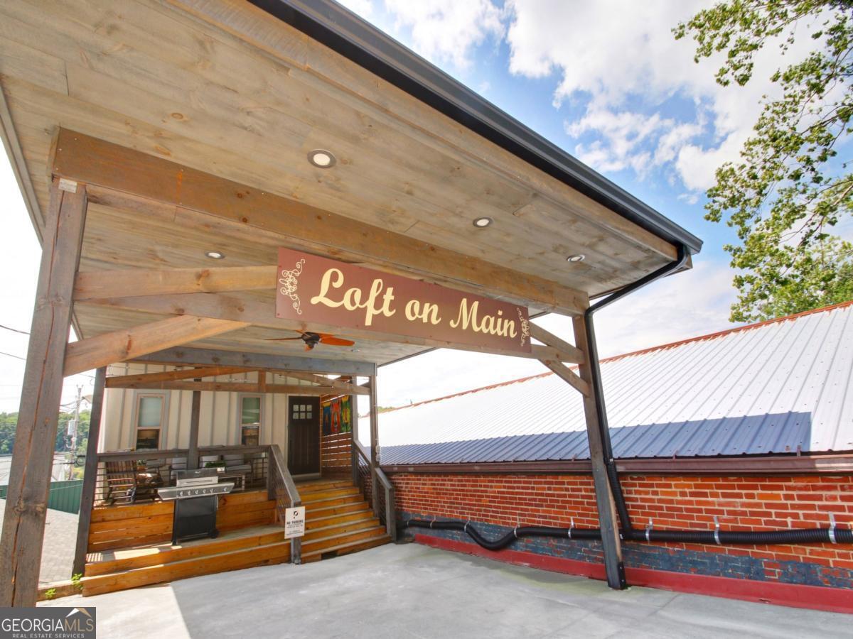 685 E Main Street UNIT B