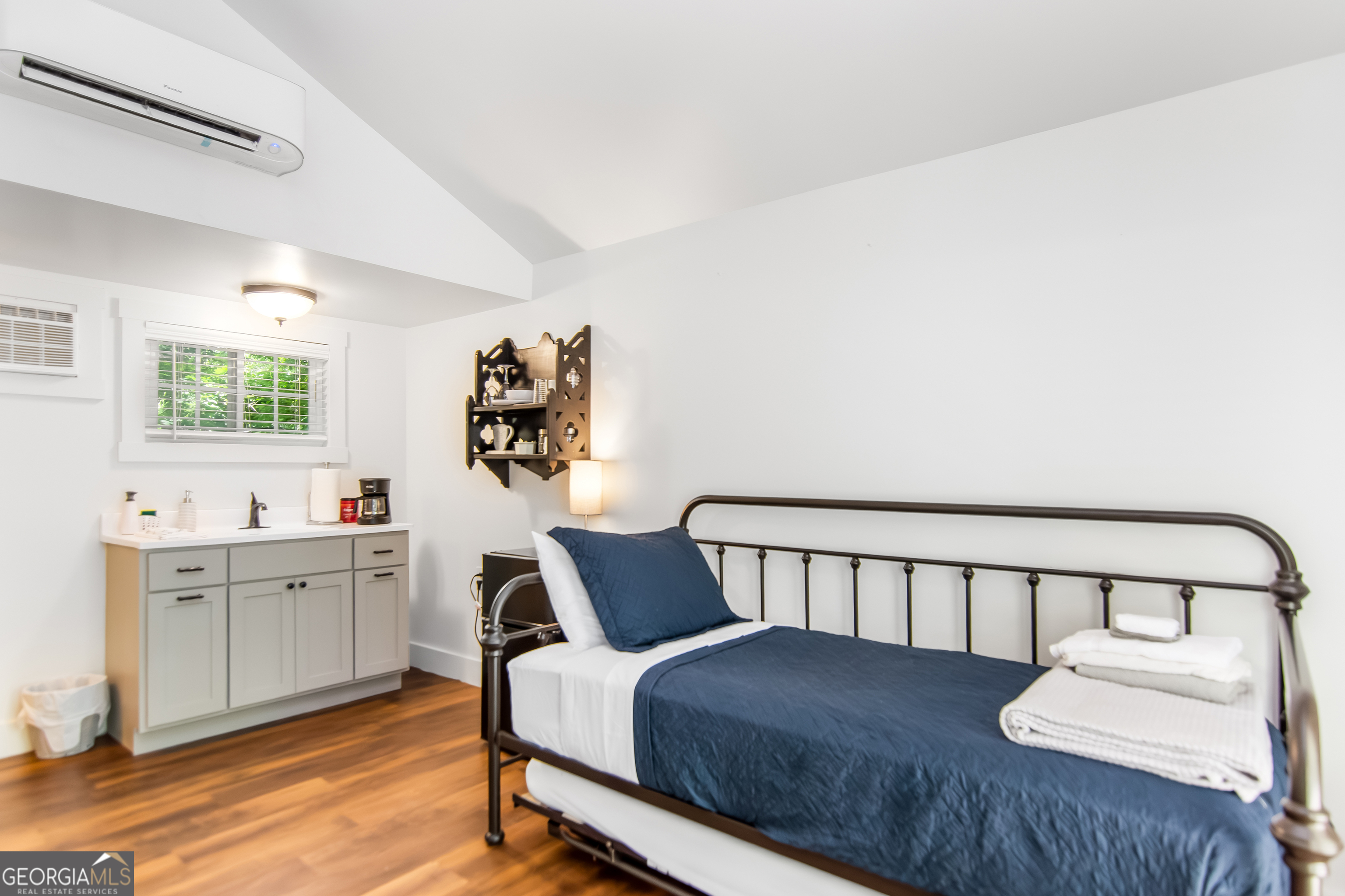 1056 Sky Hawk Mountain Rd