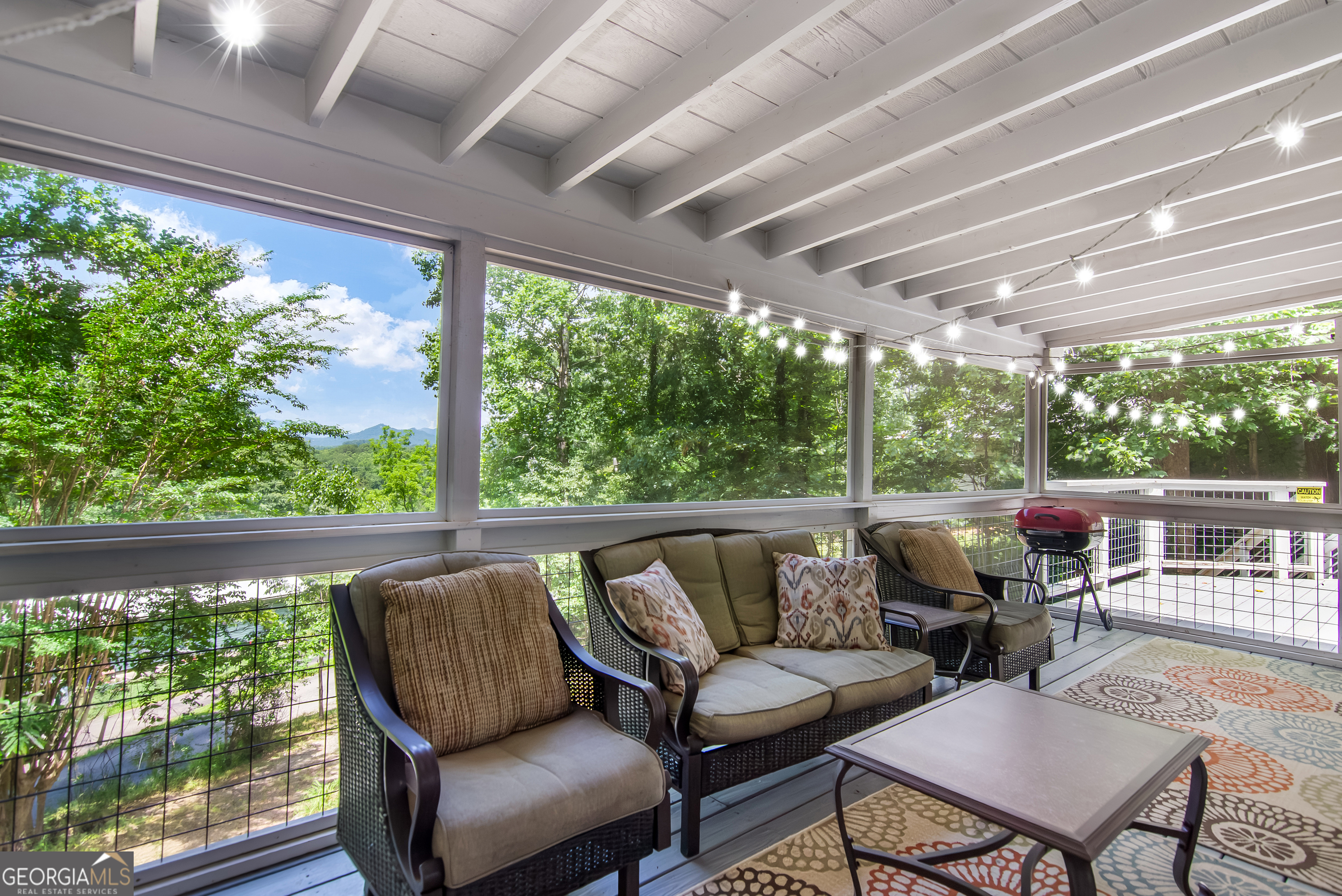 1056 Sky Hawk Mountain Rd