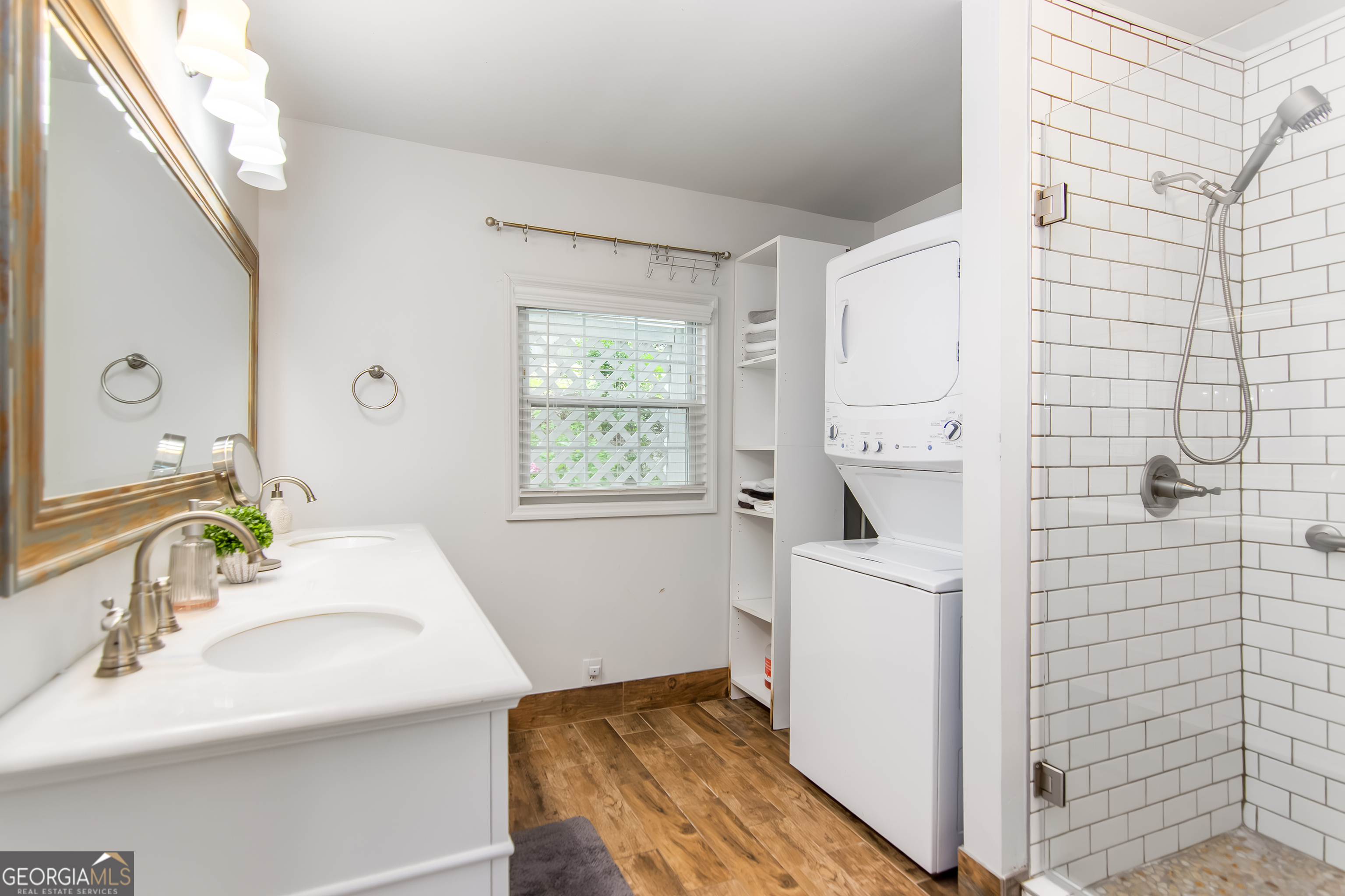 1056 Sky Hawk Mountain Rd