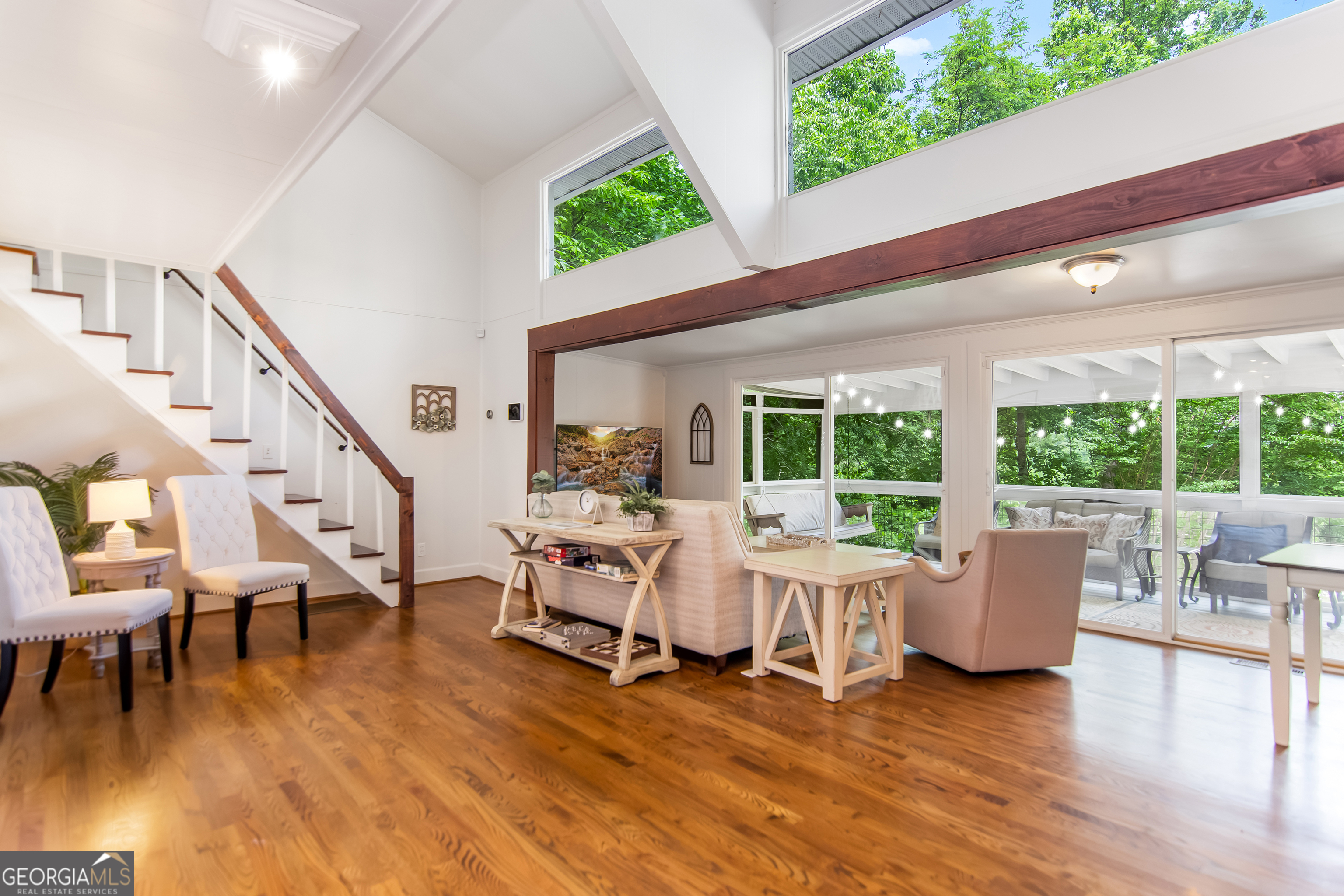 1056 Sky Hawk Mountain Rd