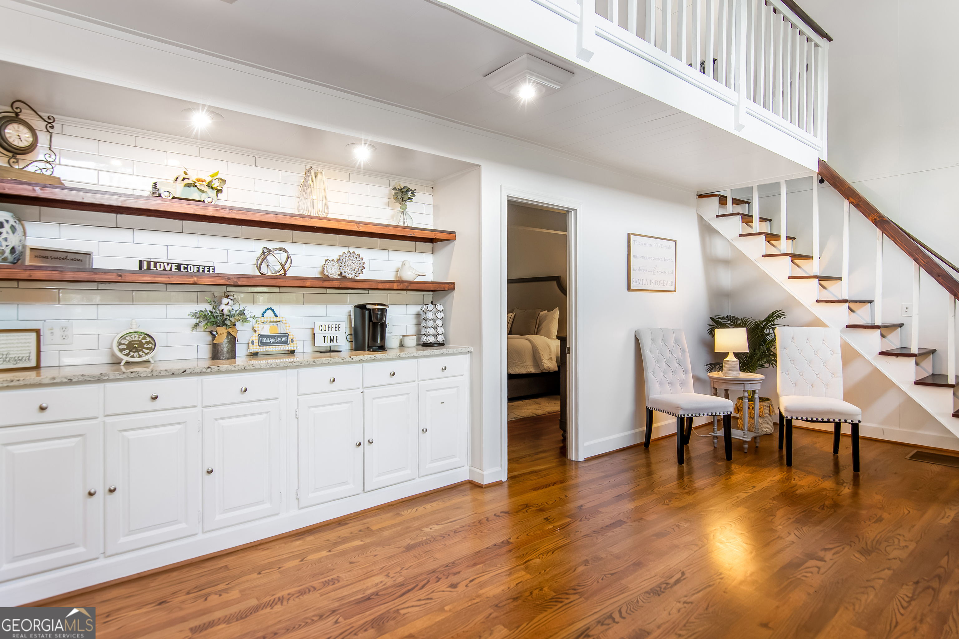 1056 Sky Hawk Mountain Rd