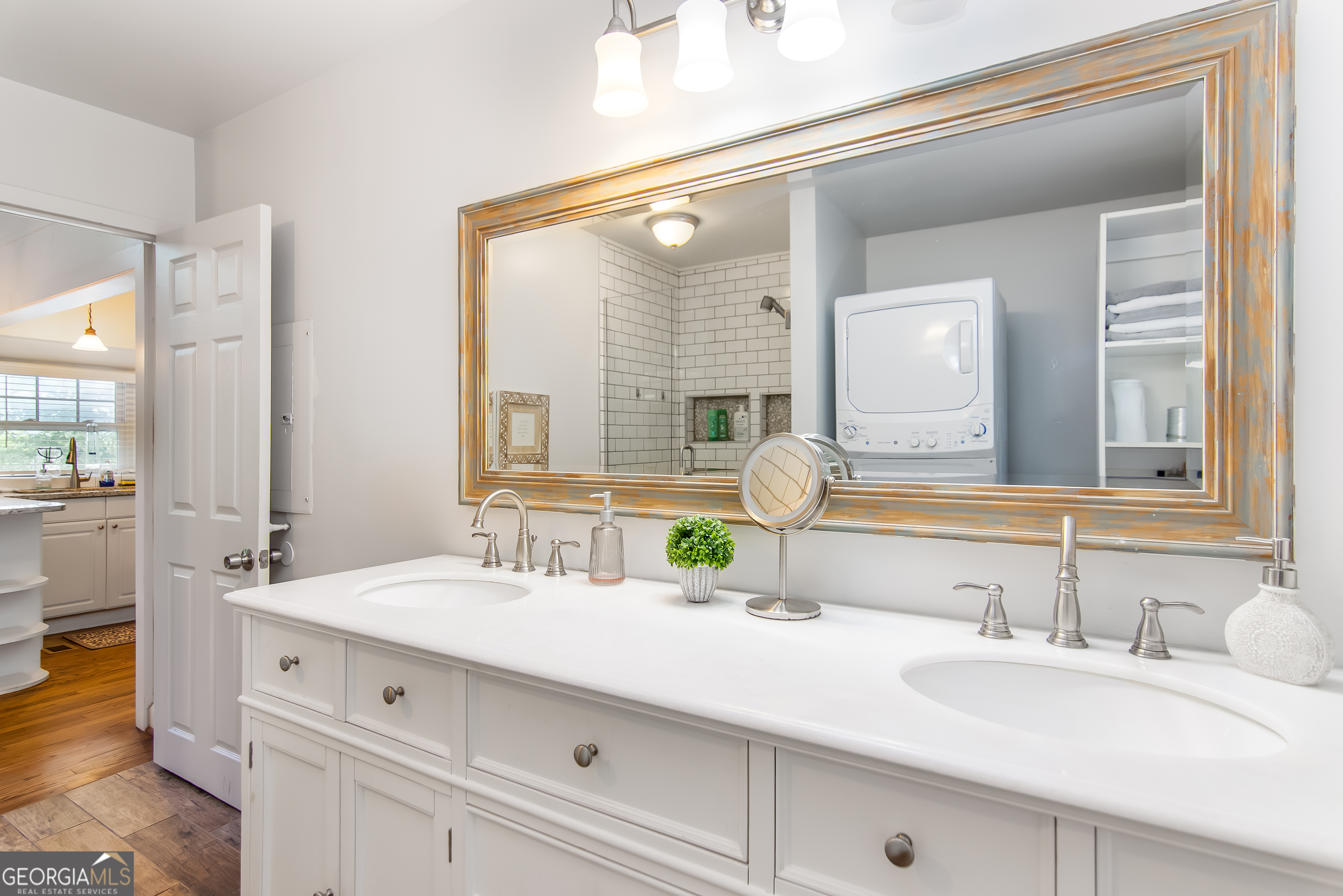 1056 Sky Hawk Mountain Rd