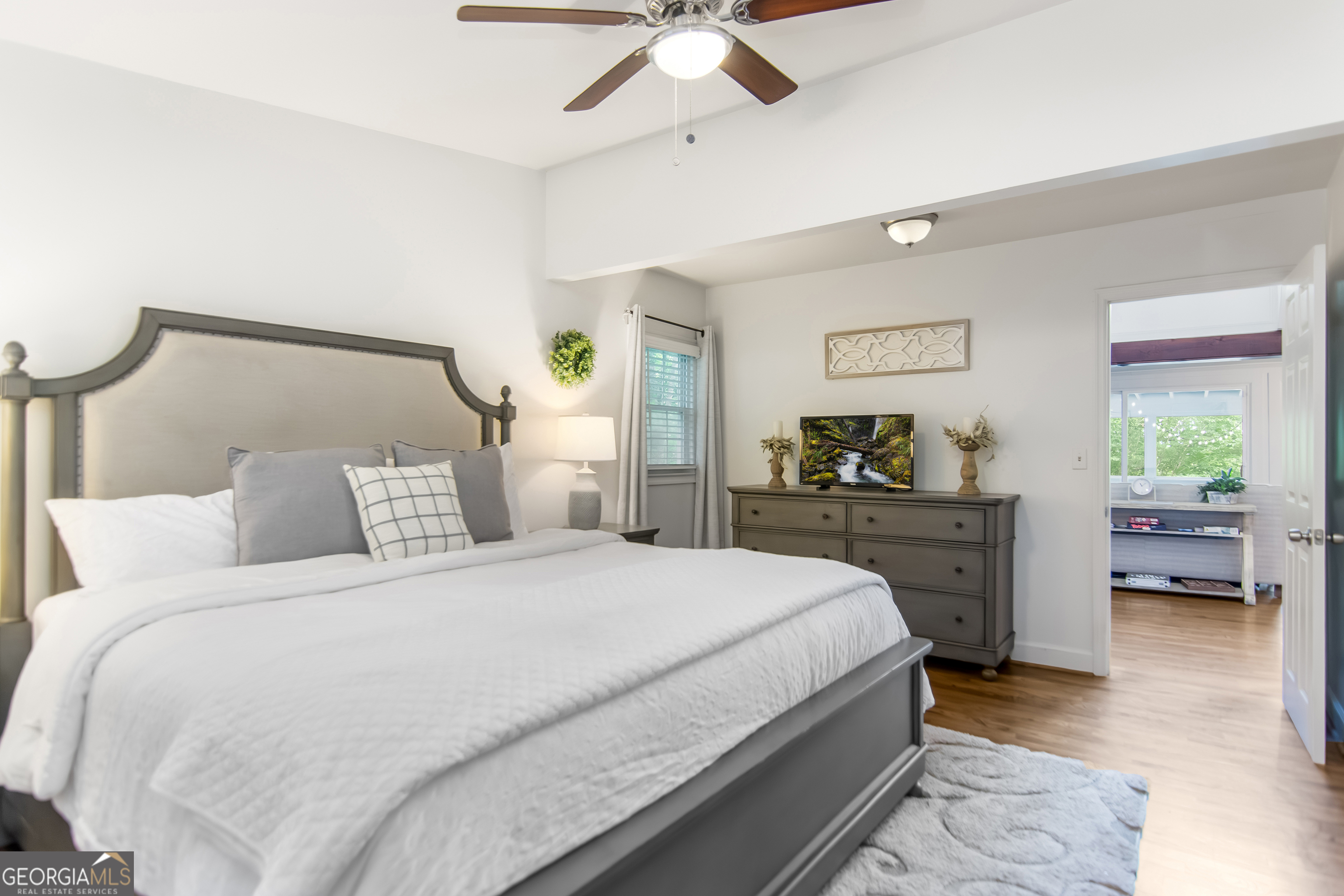 1056 Sky Hawk Mountain Rd