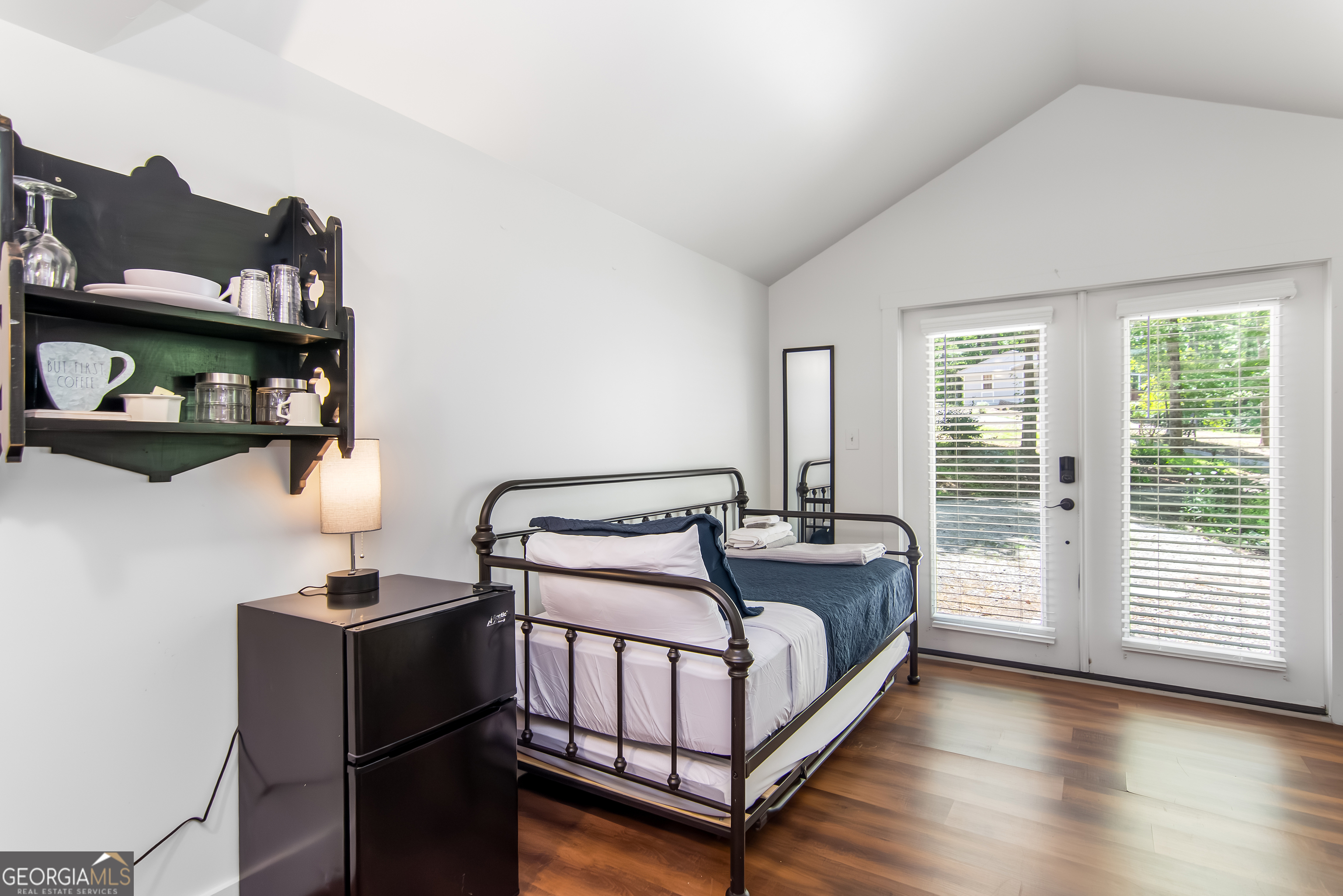 1056 Sky Hawk Mountain Rd