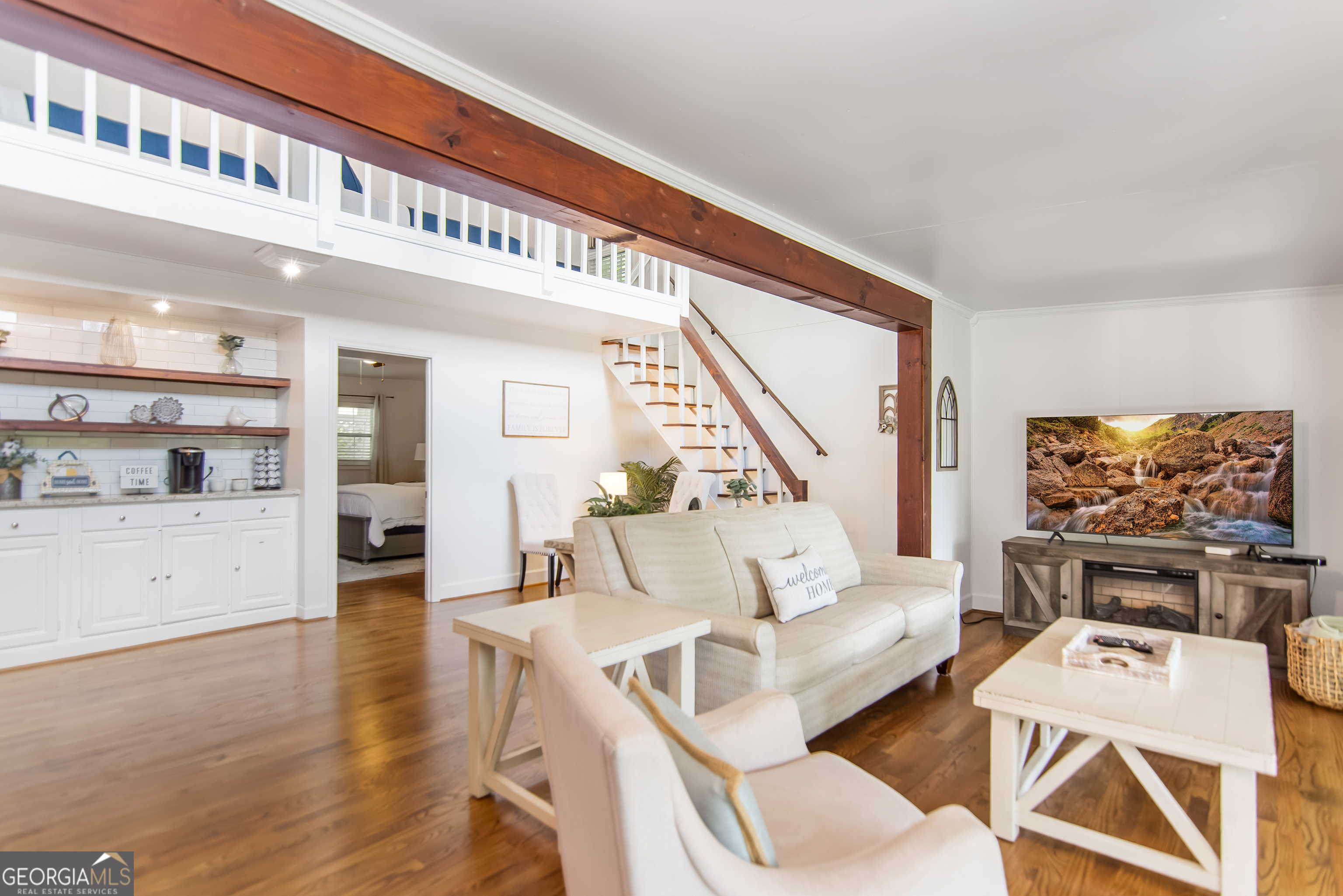 1056 Sky Hawk Mountain Rd