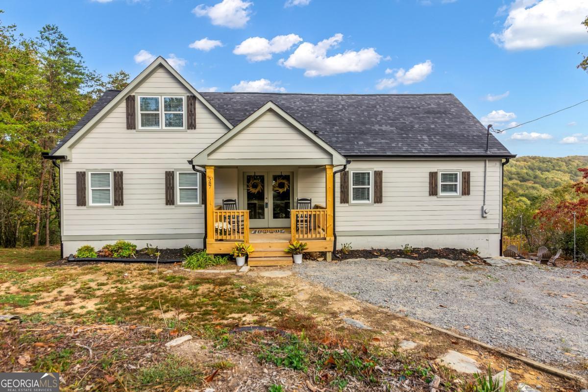 587 E Oak Trace