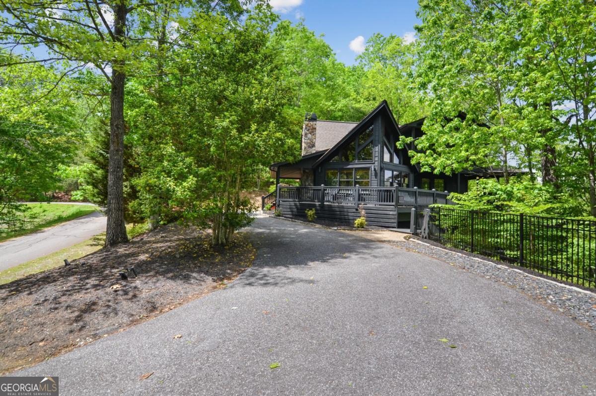 305 Skybound Rd