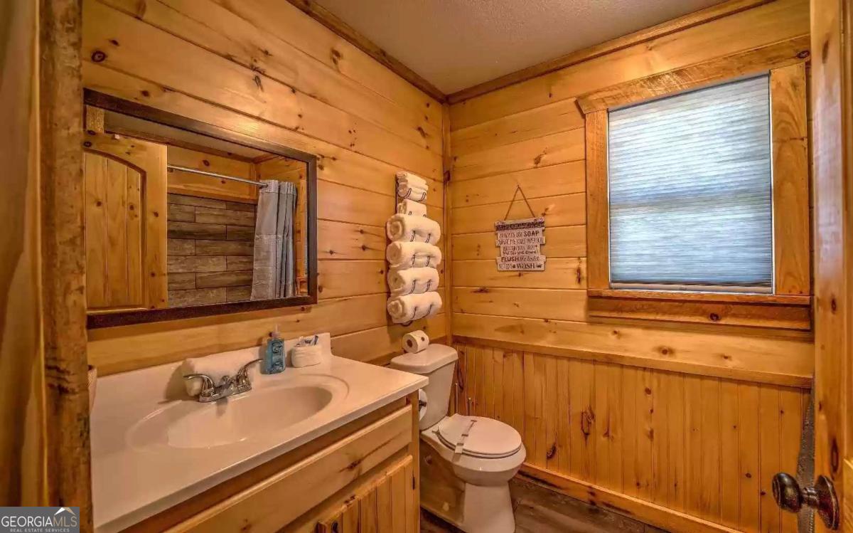 141 Mountain Rivers Rd