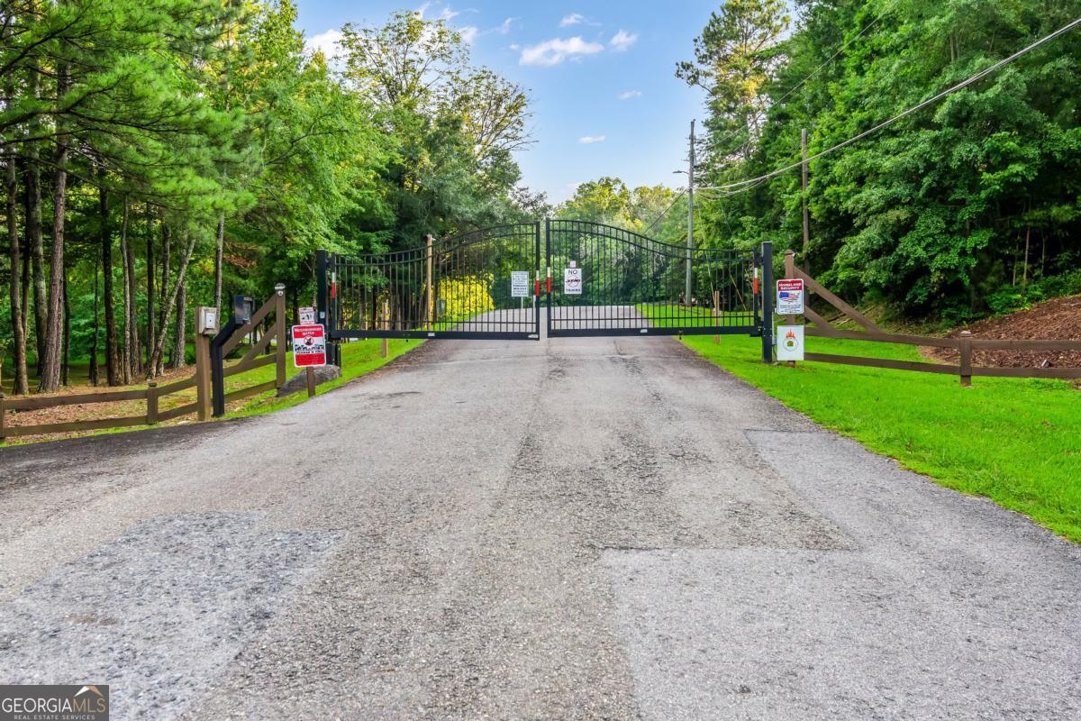 198 Stirratt Rd