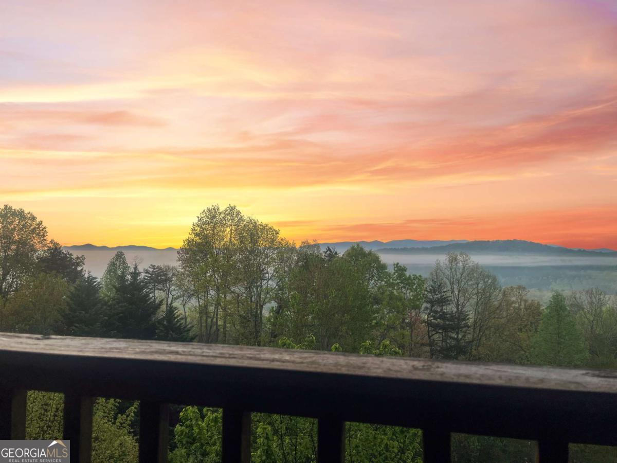 48 Lookout Drive