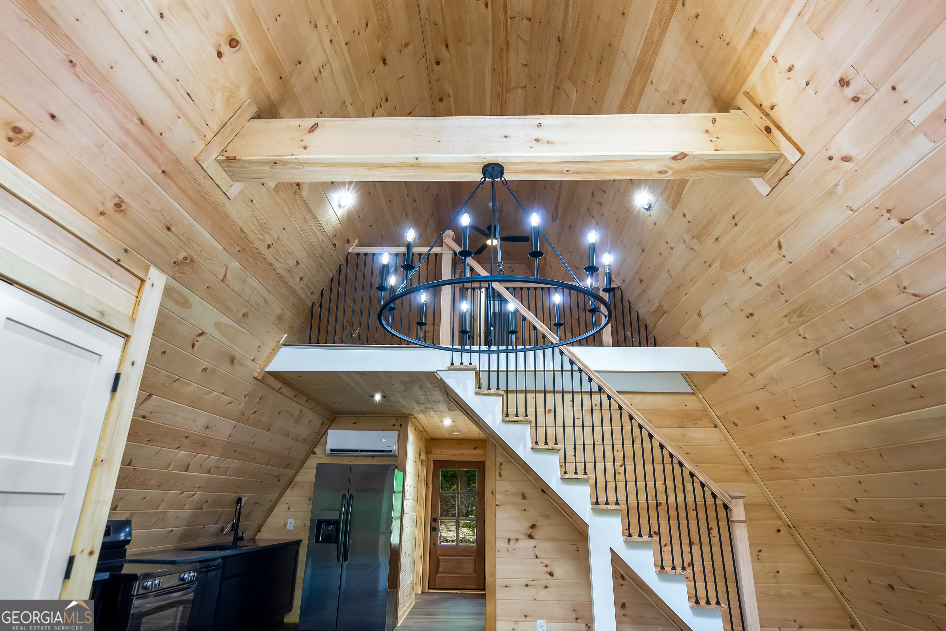 3 Mountain Lake Rd