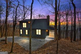 114 Little Hendricks Mtn Circle
