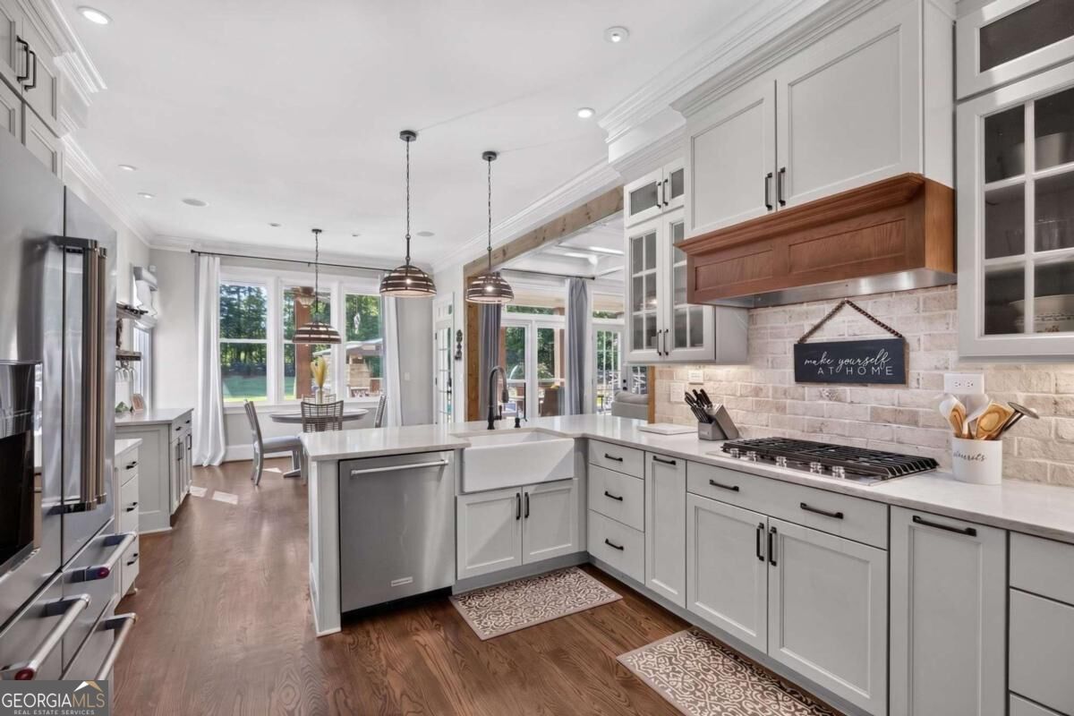 104 Reserve Dr