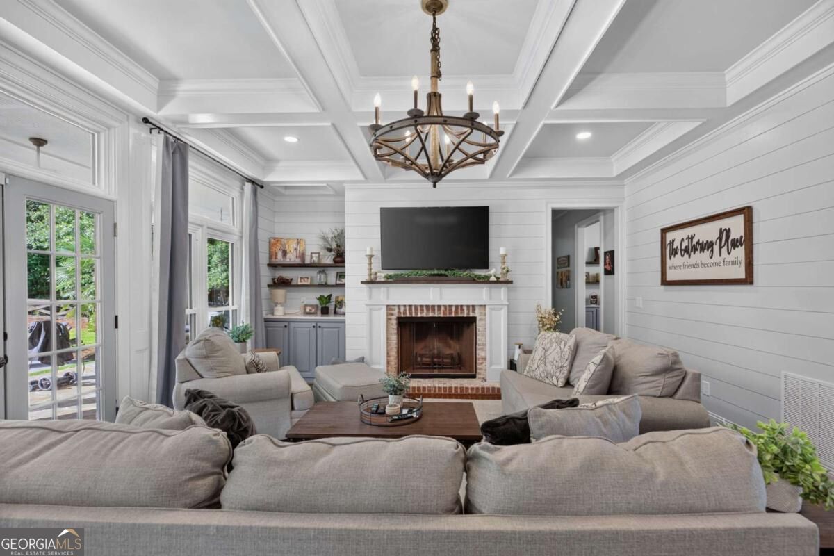 104 Reserve Dr