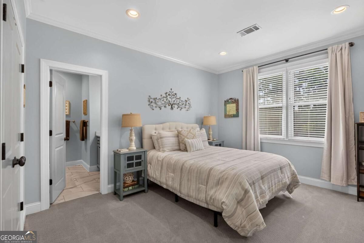 104 Reserve Dr