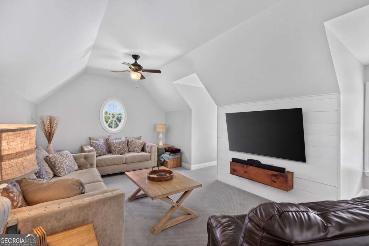 104 Reserve Dr