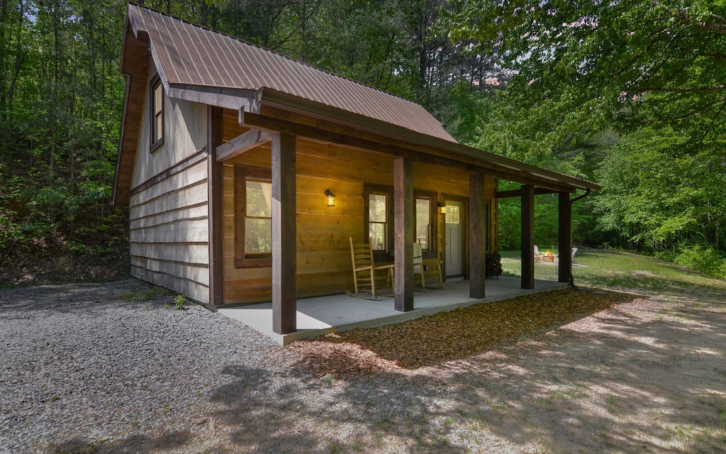 14 Hardwood Lane
