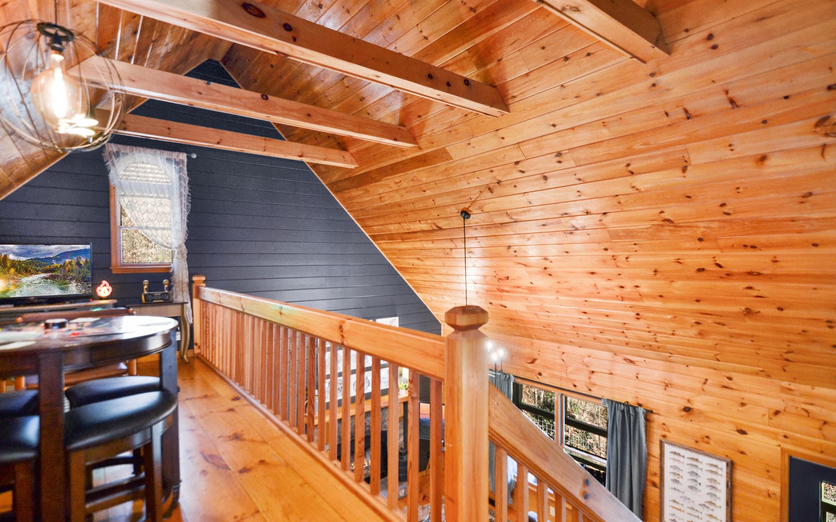 279 S Riverview Lane