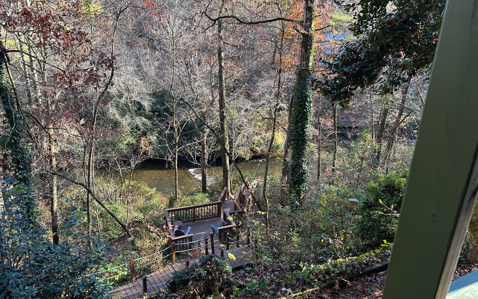 279 S Riverview Lane