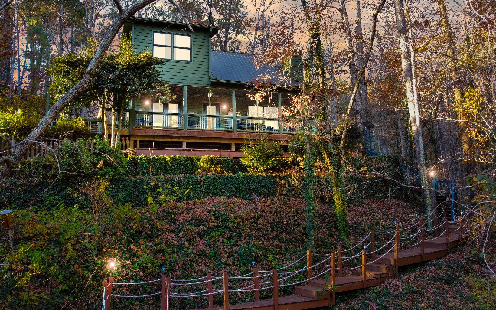 279 S Riverview Lane