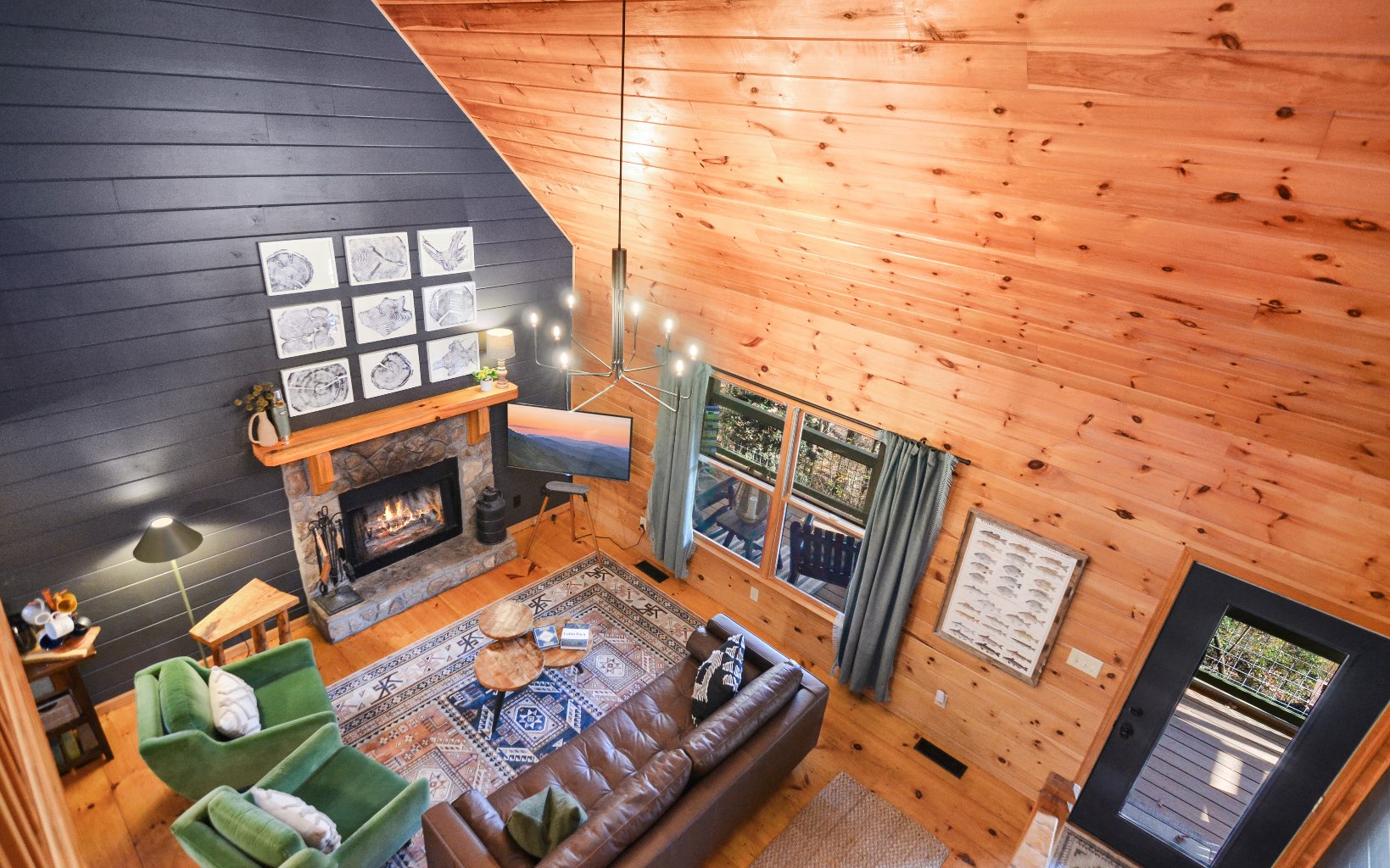 279 S Riverview Lane