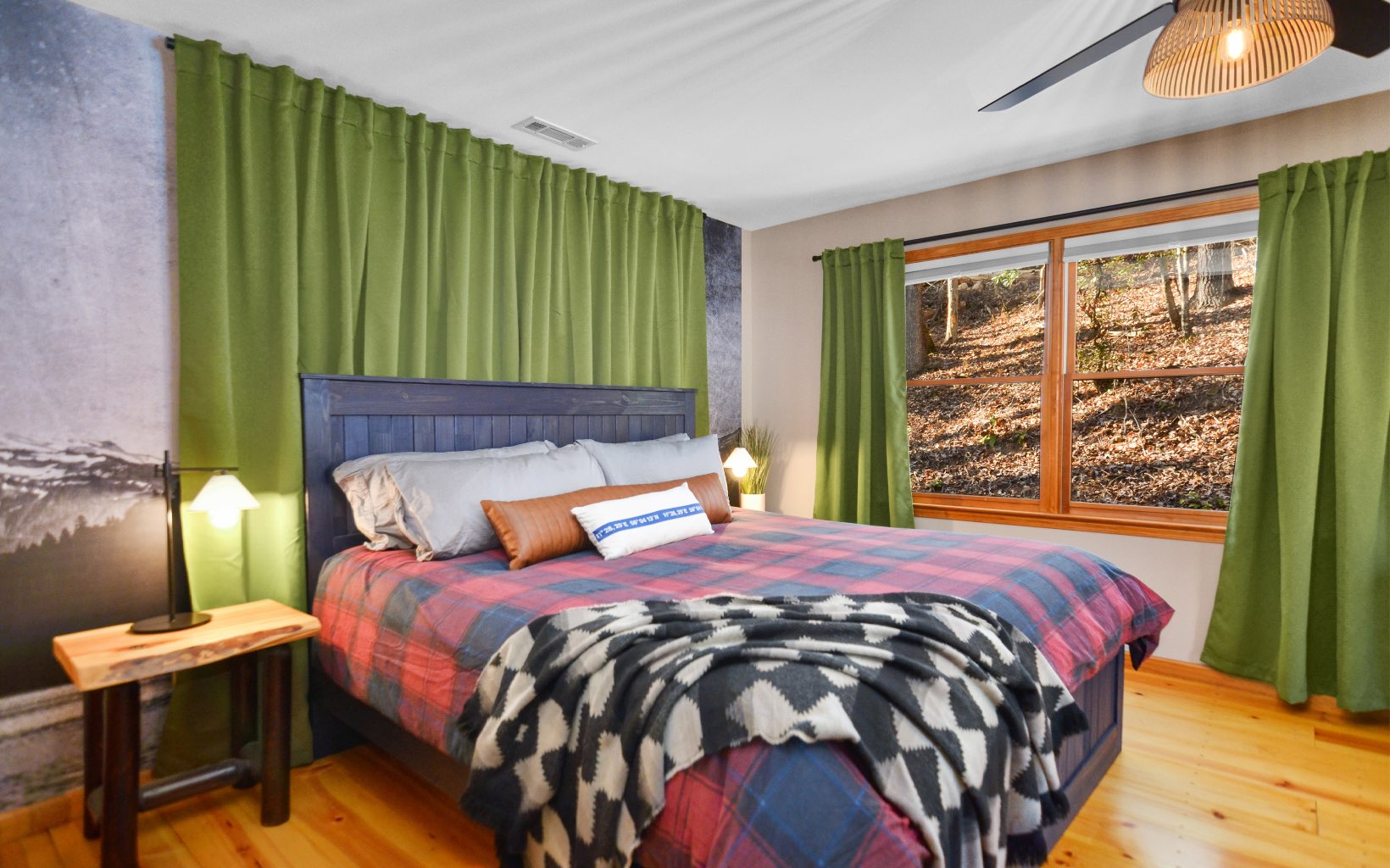 279 S Riverview Lane