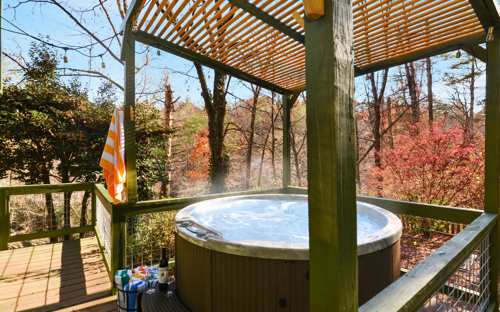 279 S Riverview Lane