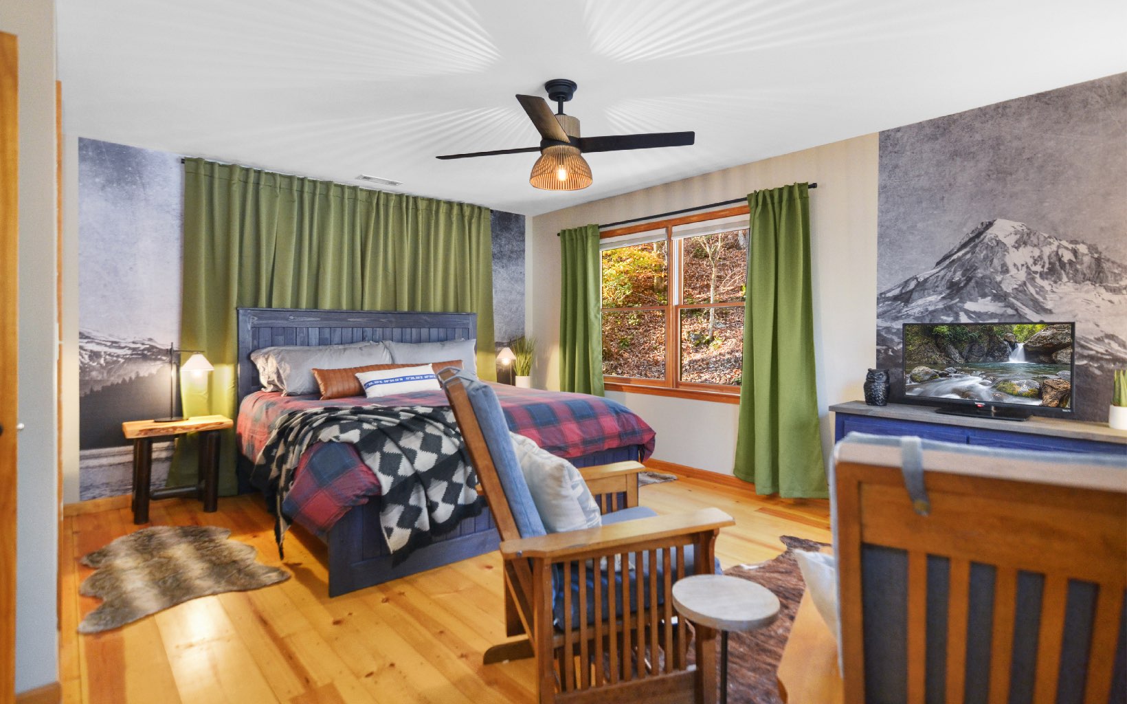 279 S Riverview Lane