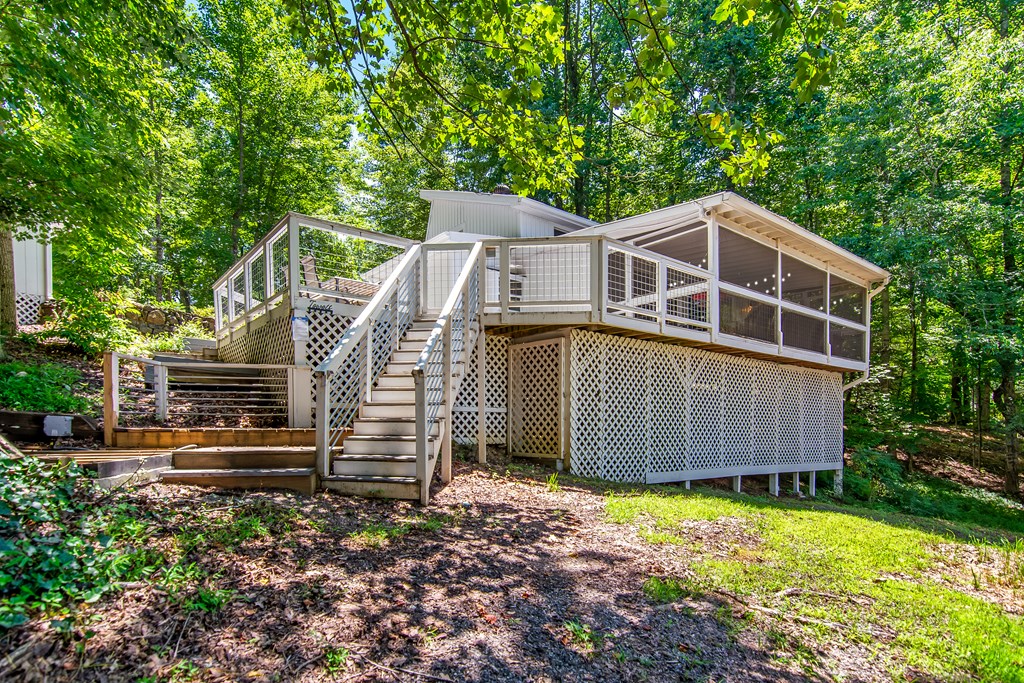 1056 Sky Hawk Mountain Drive