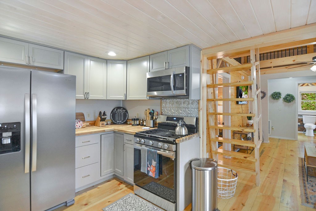 165 Corbin Hill Road