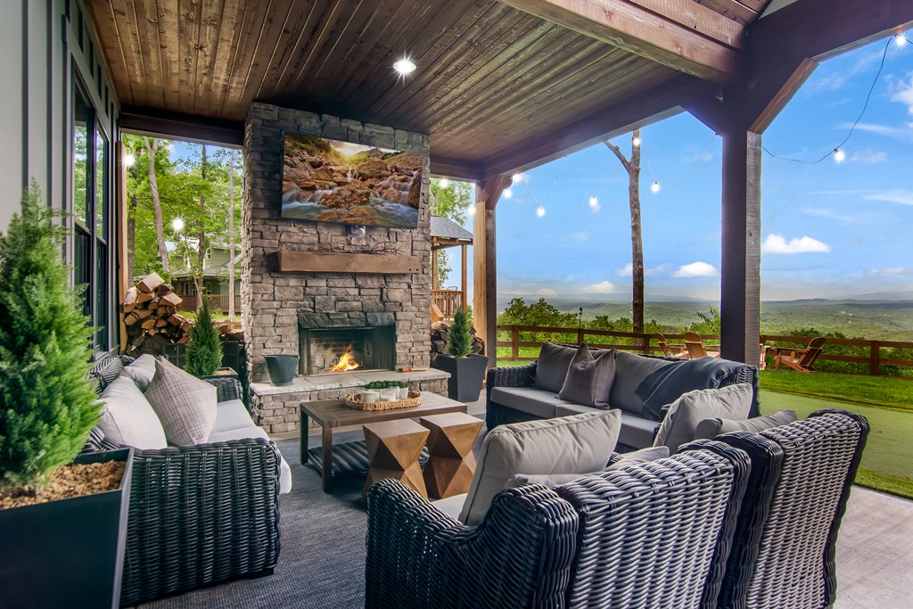 1272 Foxhound Trail