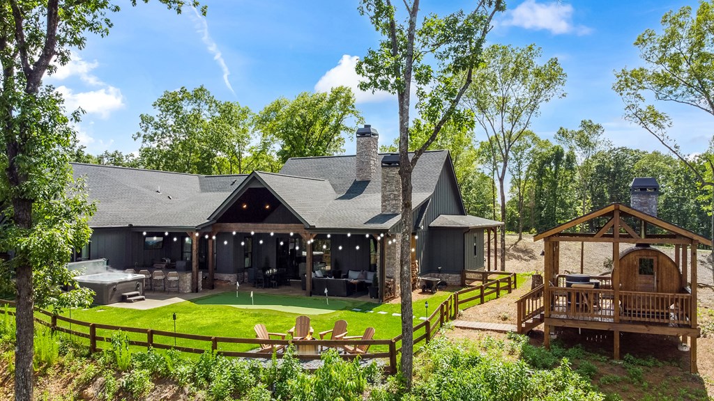 1272 Foxhound Trail