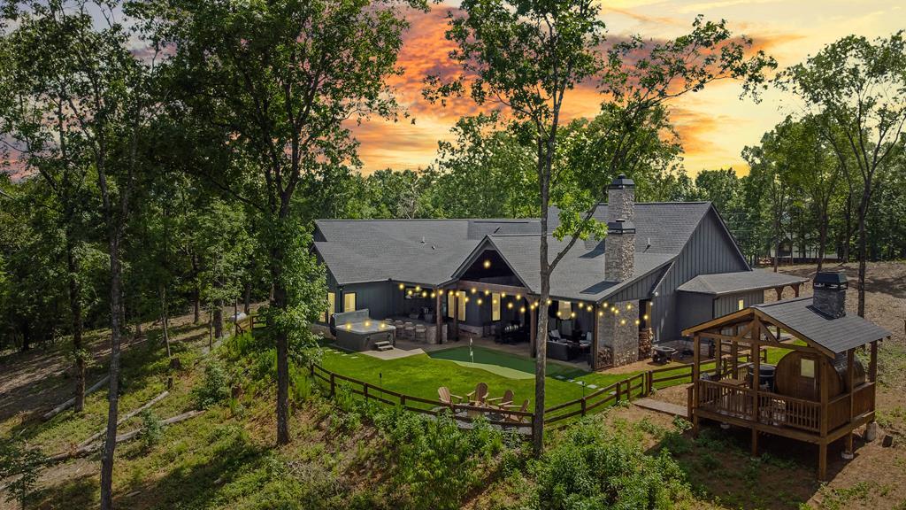 1272 Foxhound Trail