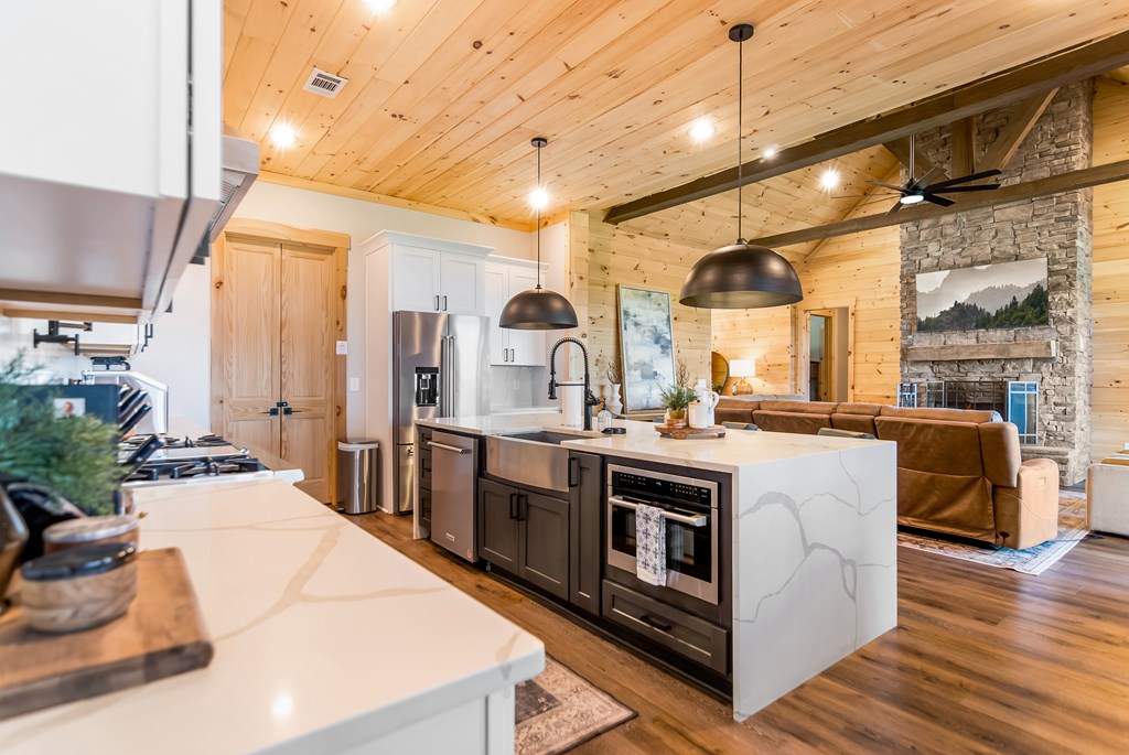 1272 Foxhound Trail