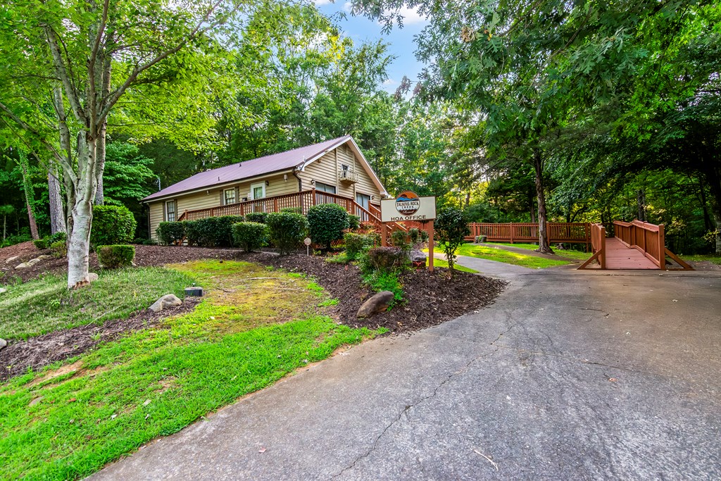 198 Stirratt Road